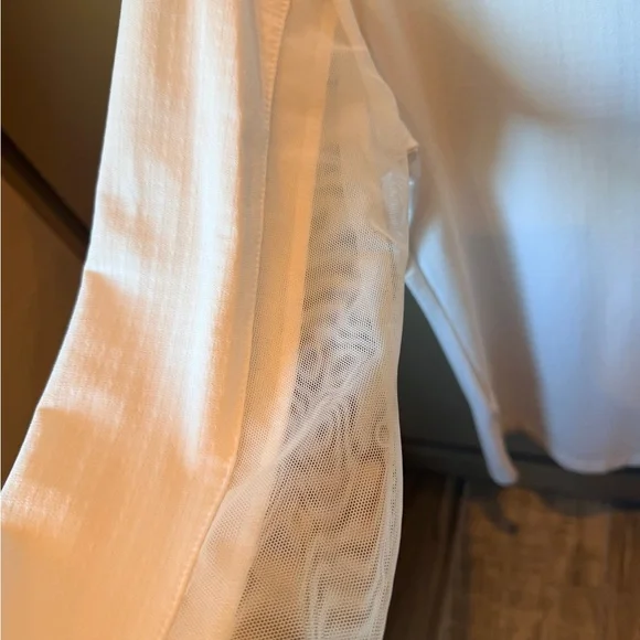 IBKUL Women's Long Sleeve White Inlay Crew Neck Top - Picture 7 of 8